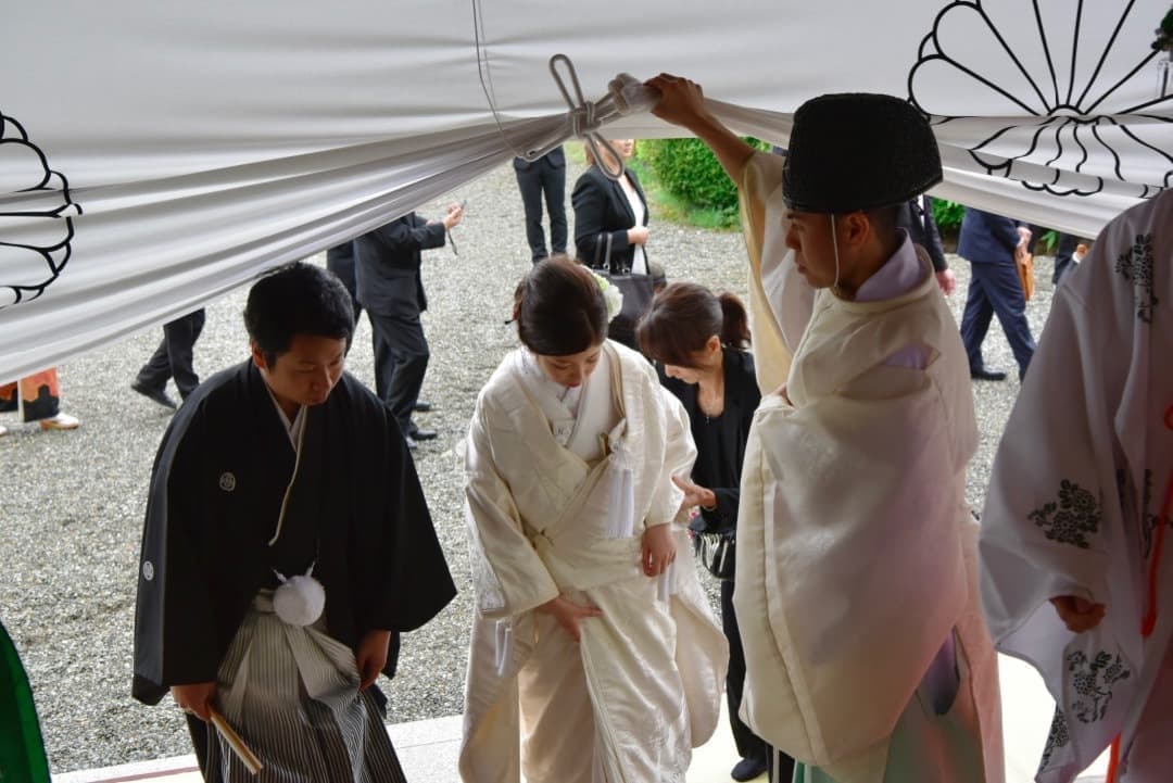 大神神社で白無垢の結婚式写真