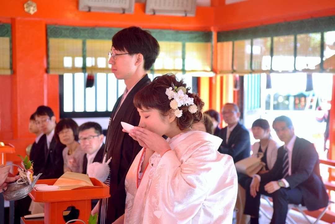 熊野速玉大社で結婚式の花嫁