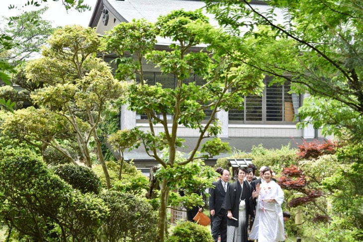 大神神社で結婚式の白無垢花嫁