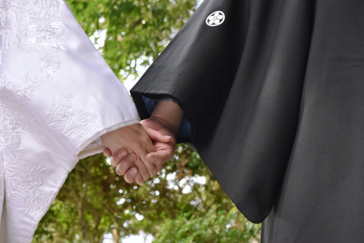 大神神社で結婚式の花嫁