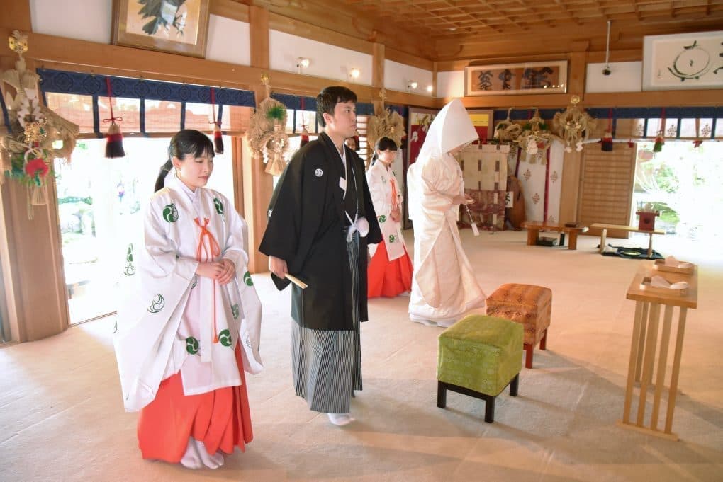 熊野本宮大社で神前結婚式の写真
