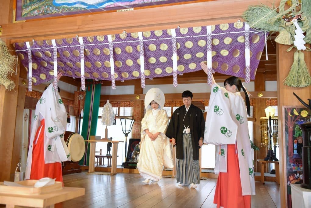 熊野本宮大社で神前結婚式の写真