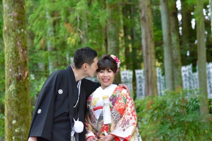 熊野本宮大社の結婚式の白無垢綿帽子