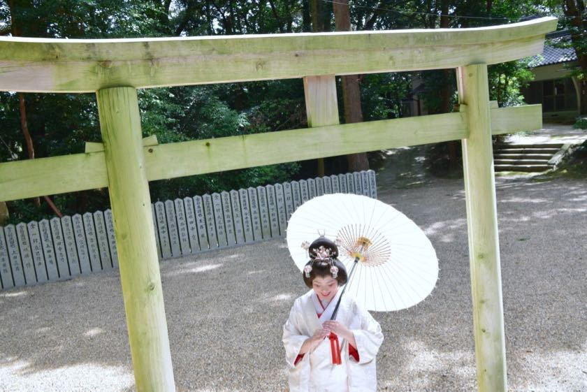 往馬大社での神前結婚式の写真