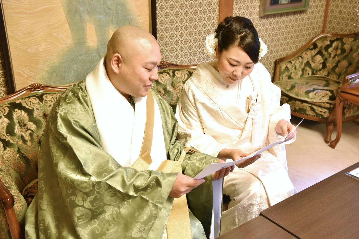 知恩院の仏前結婚式の新郎新婦