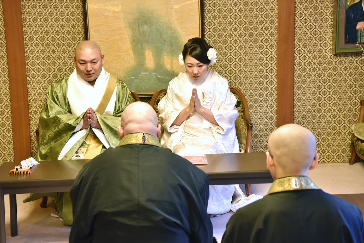知恩院の仏前結婚式の新郎新婦