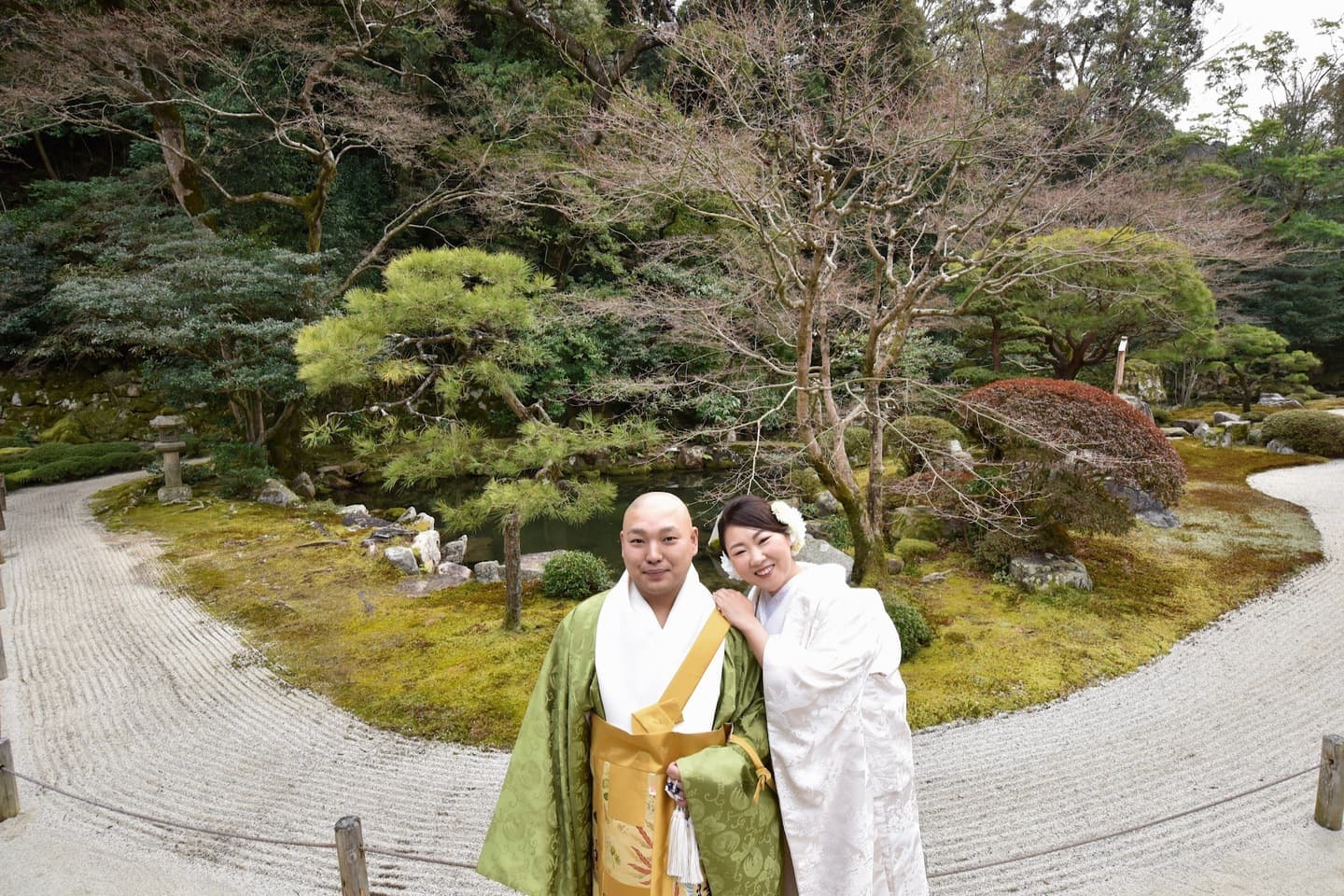 知恩院の仏前結婚式の新郎新婦