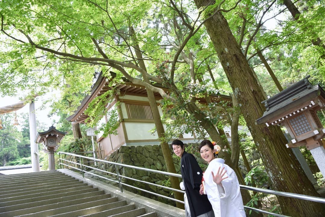 大神神社での神前結婚式の写真
