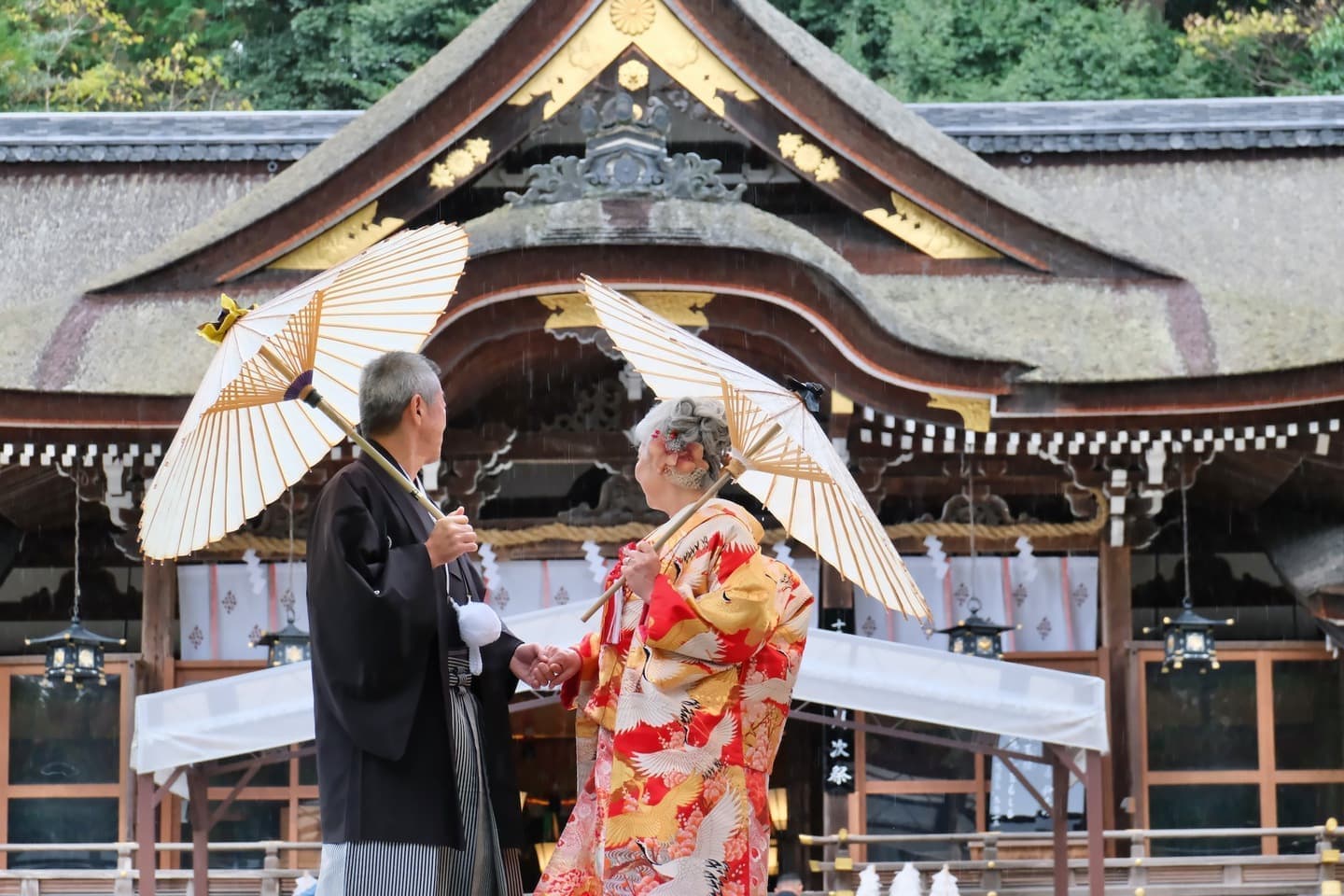 シニア世代の再婚の結婚式の写真