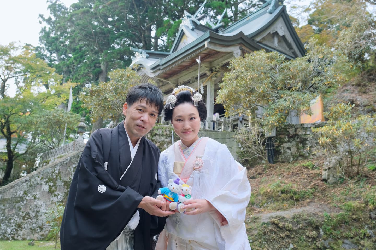 和装衣装で玉置神社で結婚式の花嫁