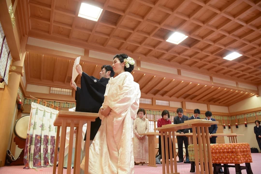 大神神社で白無垢の結婚式写真