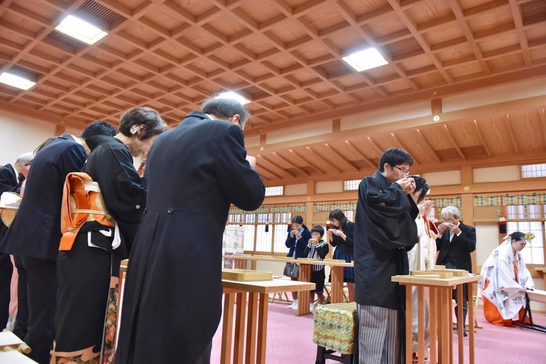 大神神社での神前式の写真