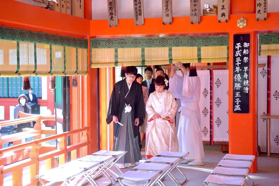 熊野速玉大社で結婚式の花嫁