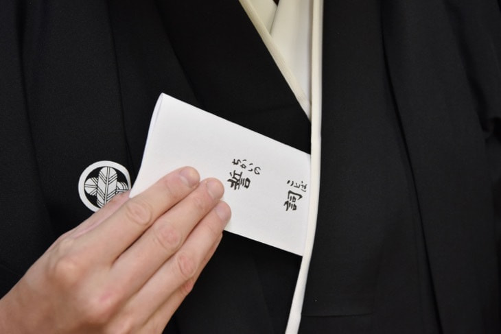 大神神社で白無垢で結婚式の花嫁