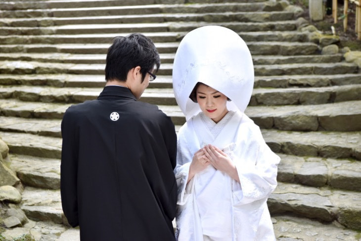 大神神社で結婚式の花嫁