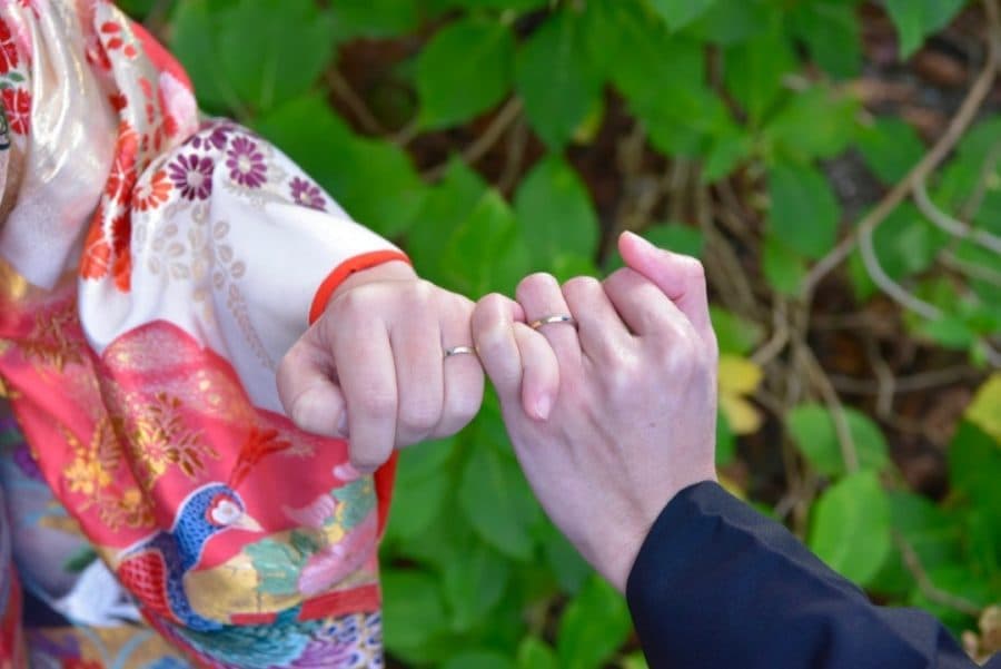 熊野本宮大社の結婚式の白無垢綿帽子