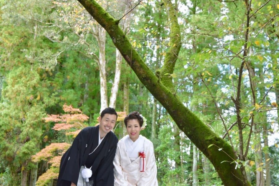 熊野本宮大社の結婚式の白無垢綿帽子