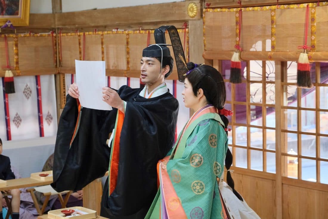 枚岡神社の神前結婚式の写真