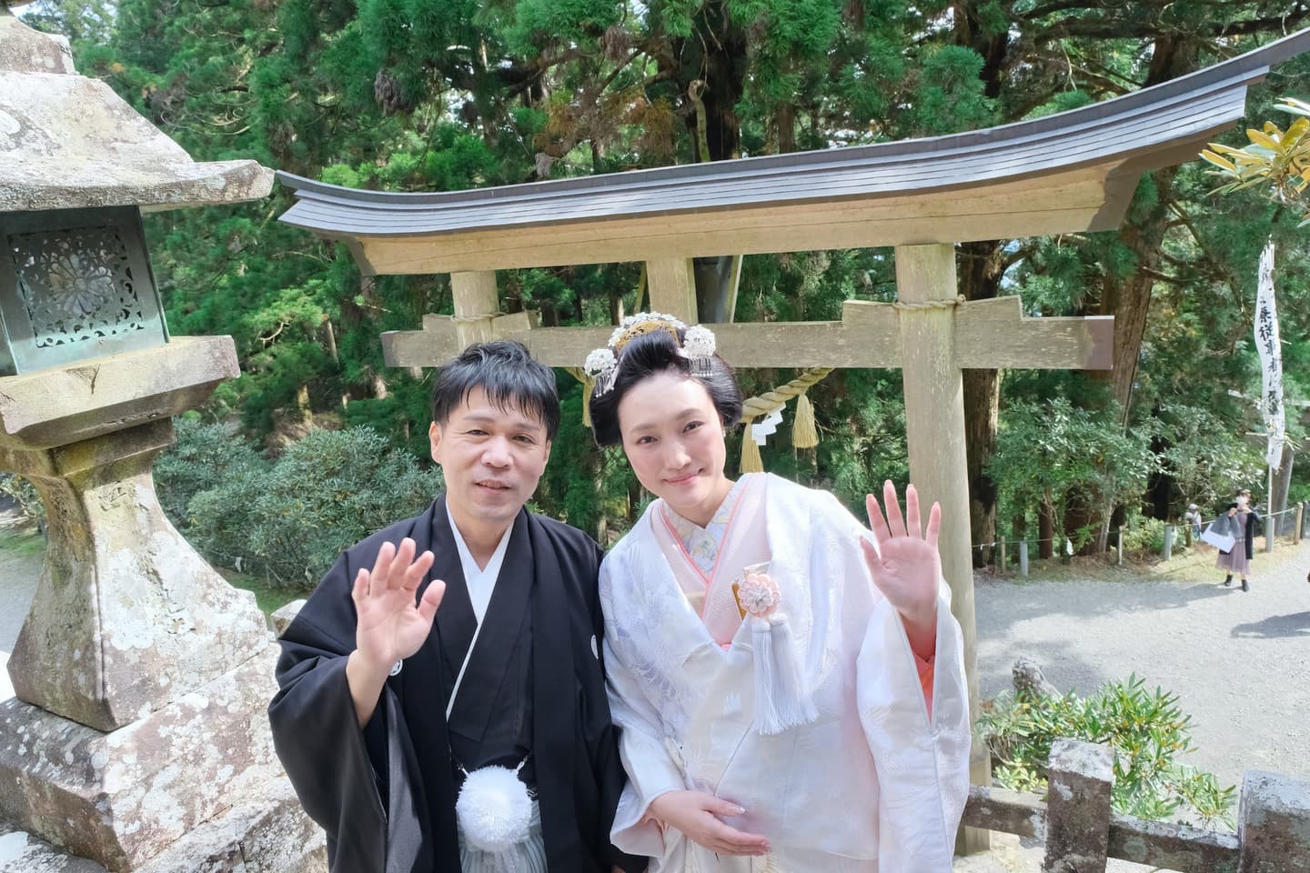 玉置神社で結婚式の花嫁