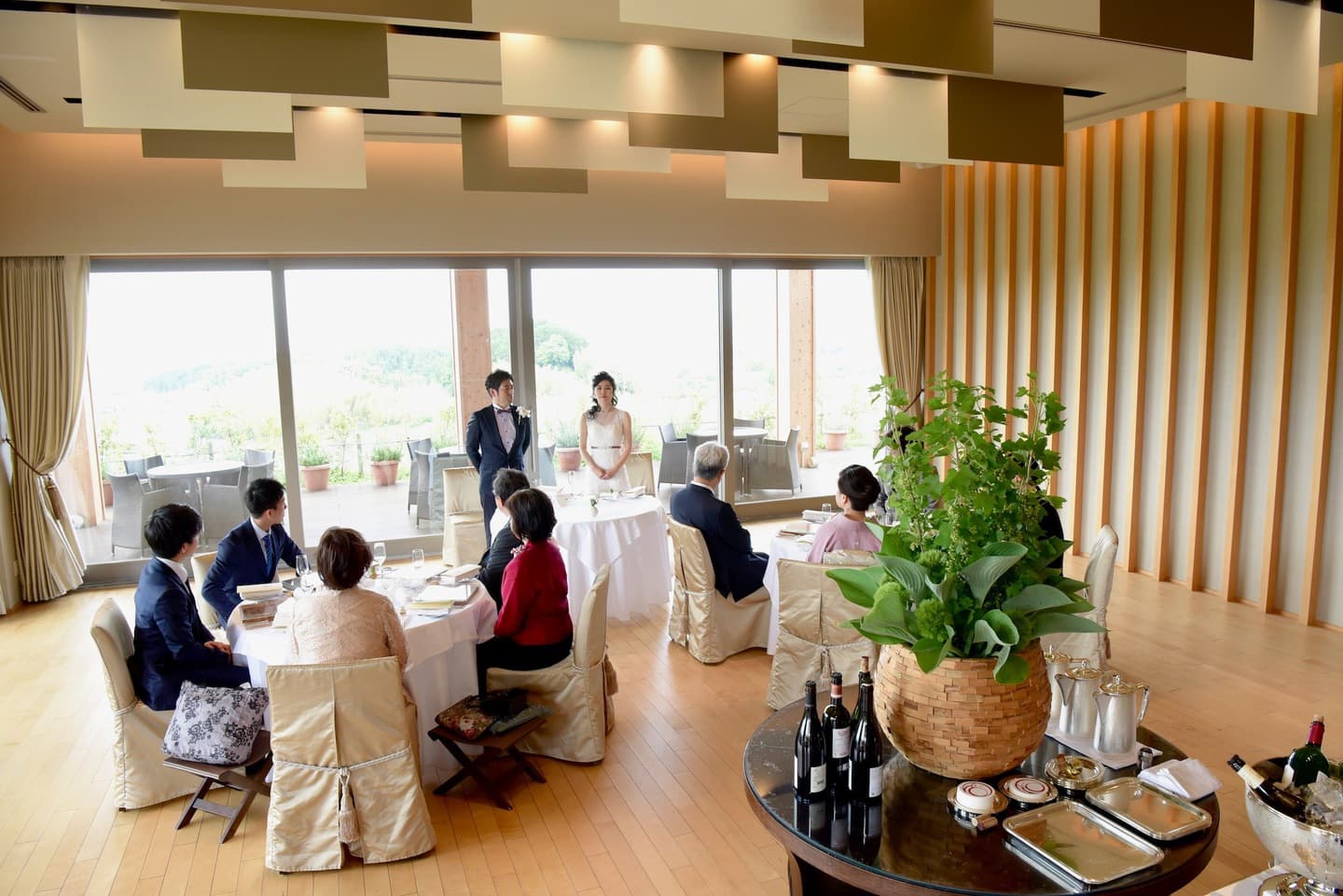 大神神社での結婚式の写真