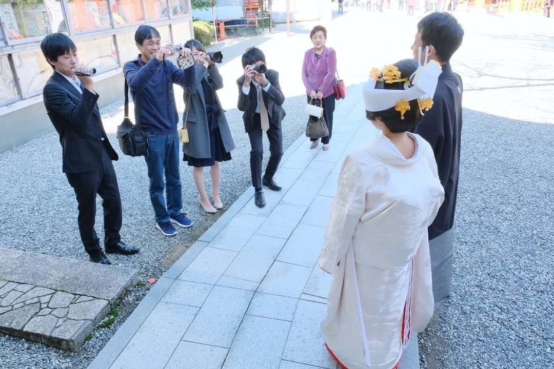 熊野那智大社で結婚式の花嫁