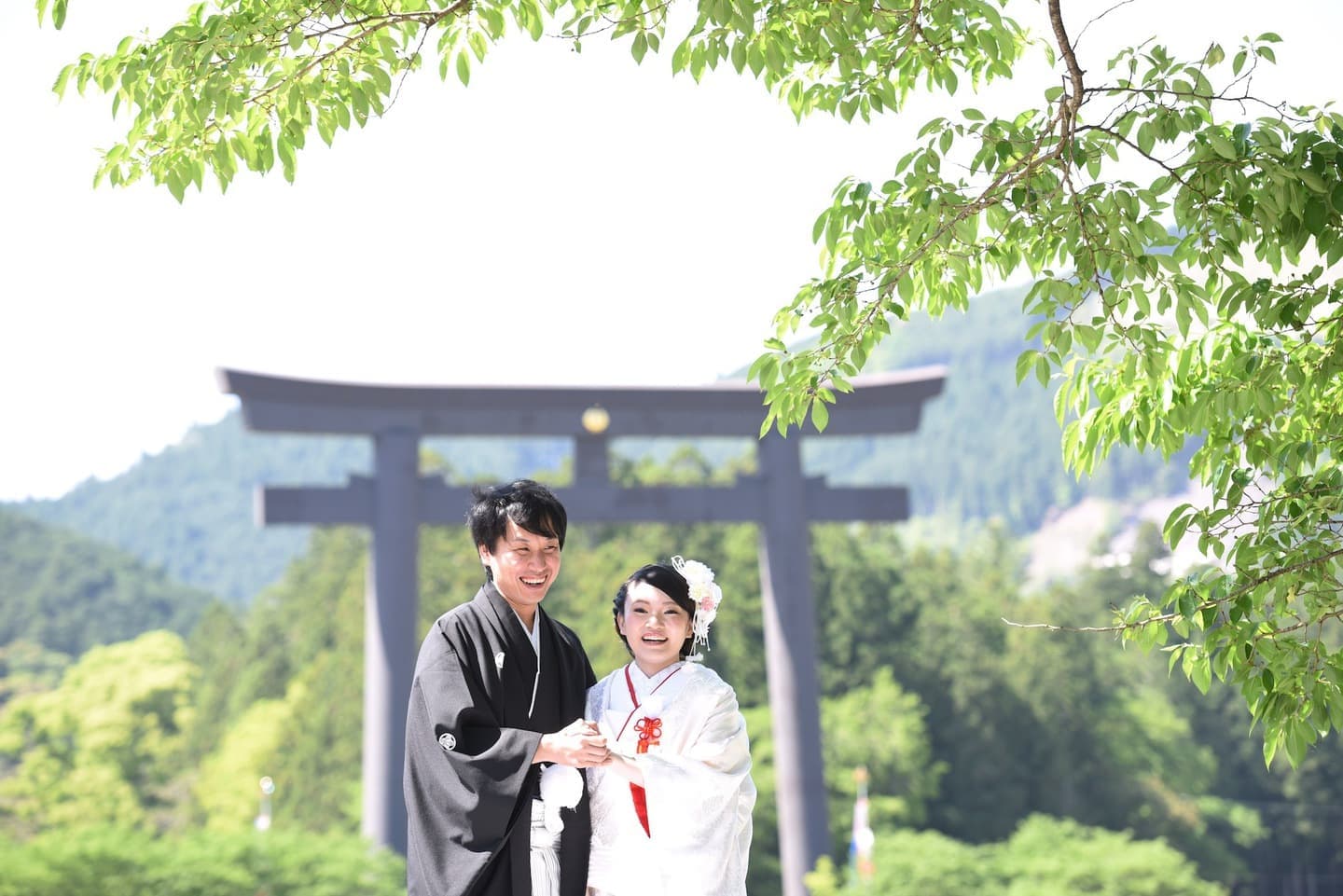 熊野本宮大社で結婚式の花嫁