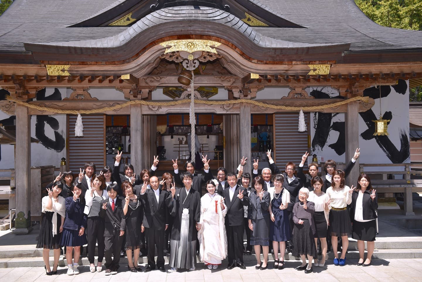 熊野本宮大社で結婚式の花嫁