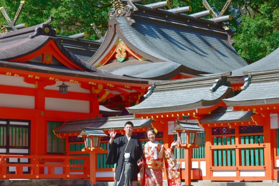 熊野速玉大社の色打掛けでの結婚式写真