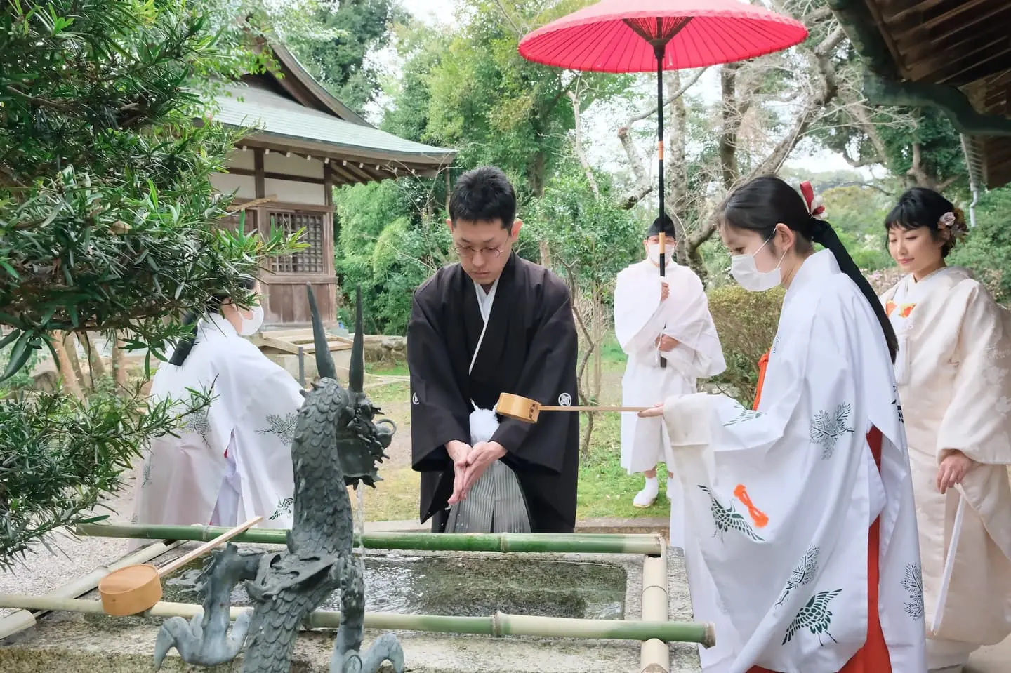 伊太祁曽神社で和装結婚式の衣装