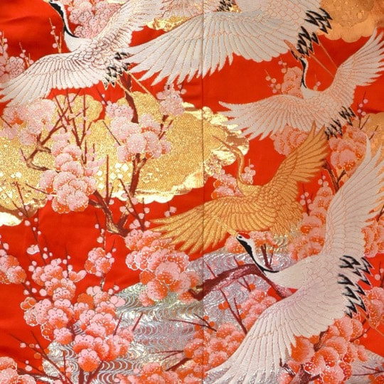 朱色と金の色打掛の写真