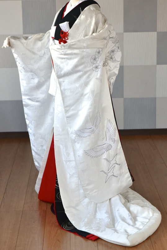 色打掛引き振袖黒白無垢豪華美しいかわいいレンタル