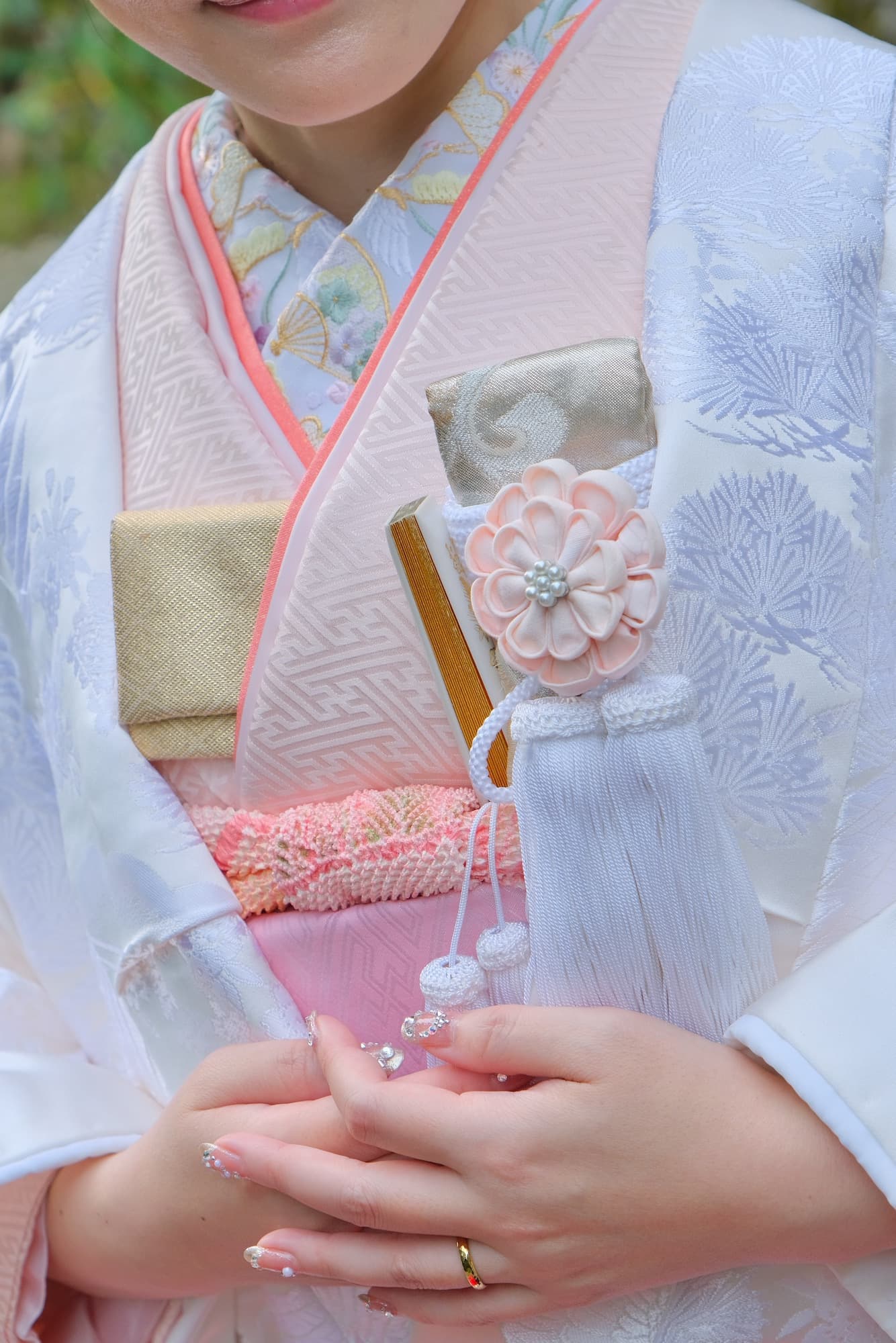 白無垢の掛下｜和装着物結婚式・前撮り・フォトウエディング