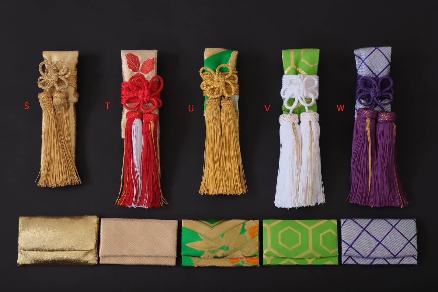 結婚式用の花嫁小物の写真