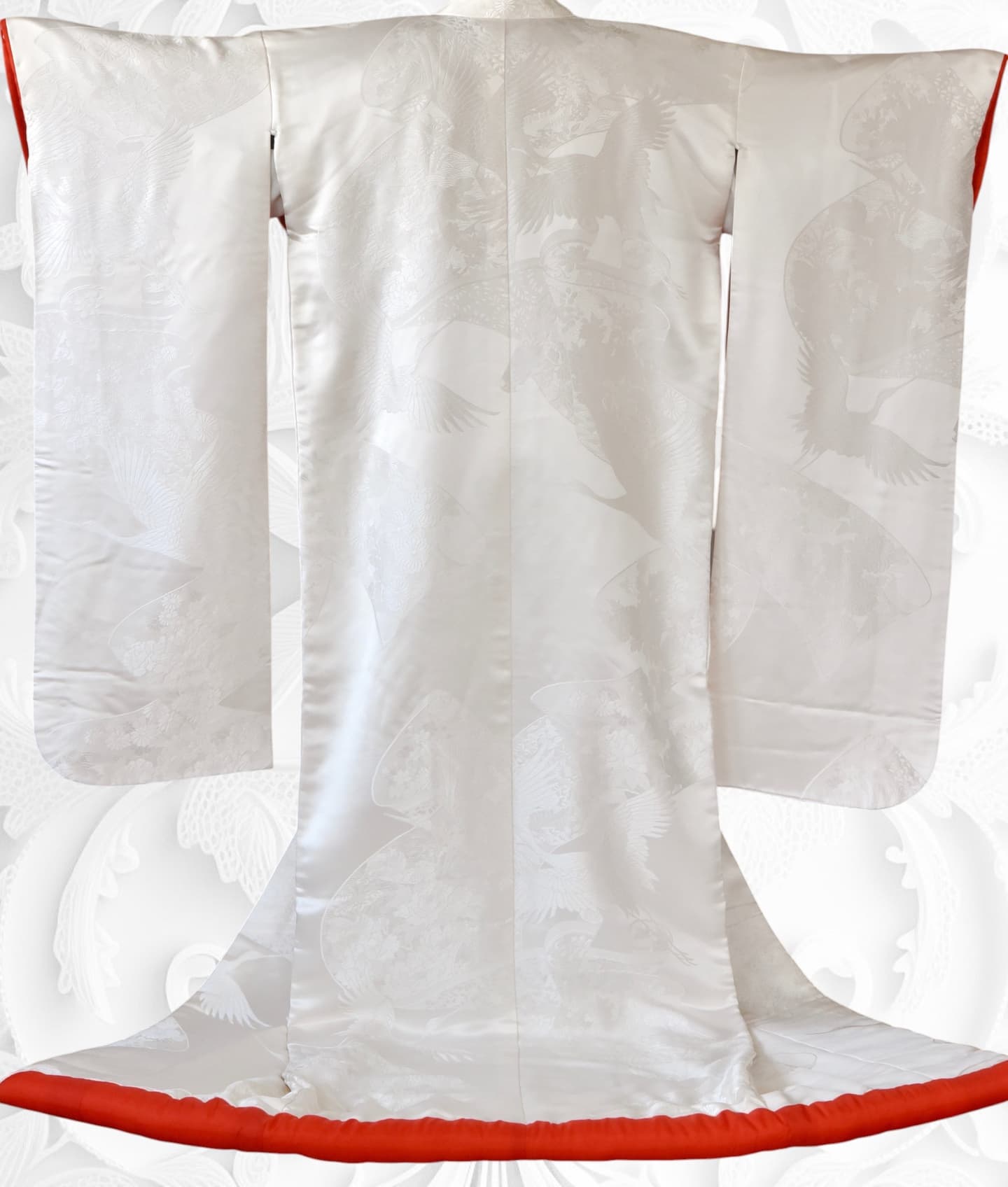 和装着物での結婚式用衣装白無垢