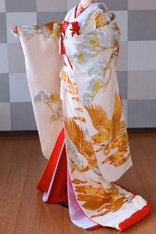 赤ピンク掛下白無垢豪華かわいい美しいレンタル