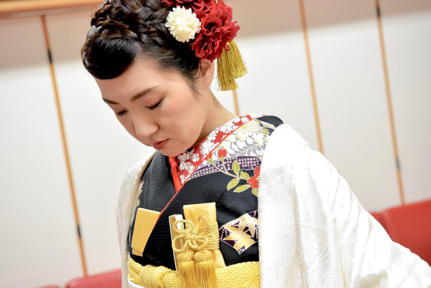 高級花嫁衣装 黒引き 引き振袖 掛下 和婚