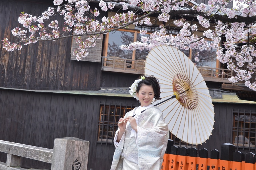 桜の京都で和装前撮りロケーションフォトの写真