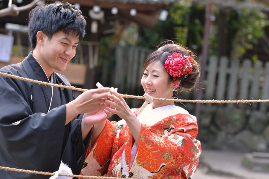 結婚式の前撮りを京都でロケーションフォトの写真