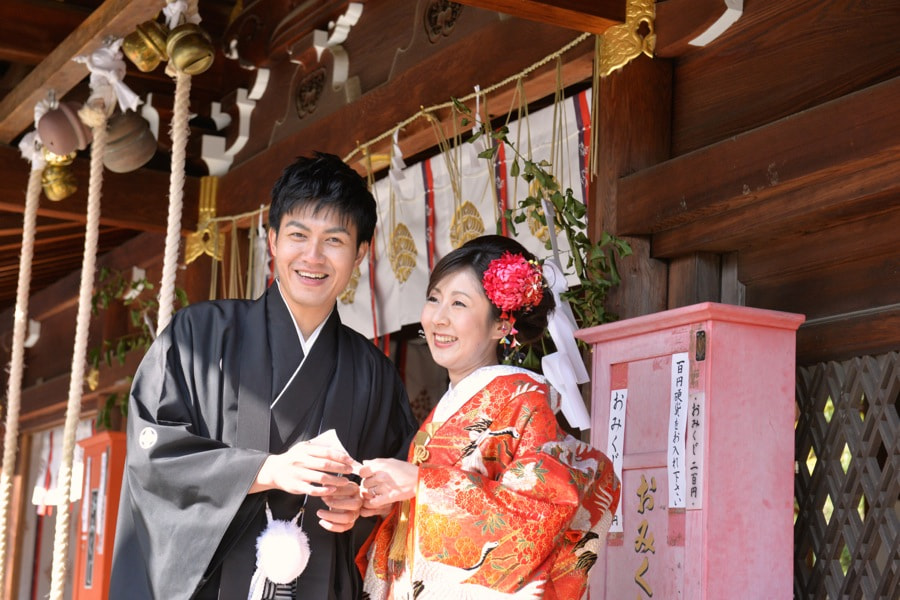 結婚式の前撮りを京都でロケーションフォトの写真