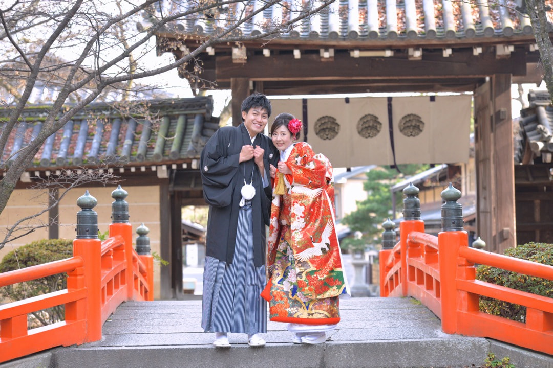 結婚式の前撮りを京都でロケーションフォトの写真