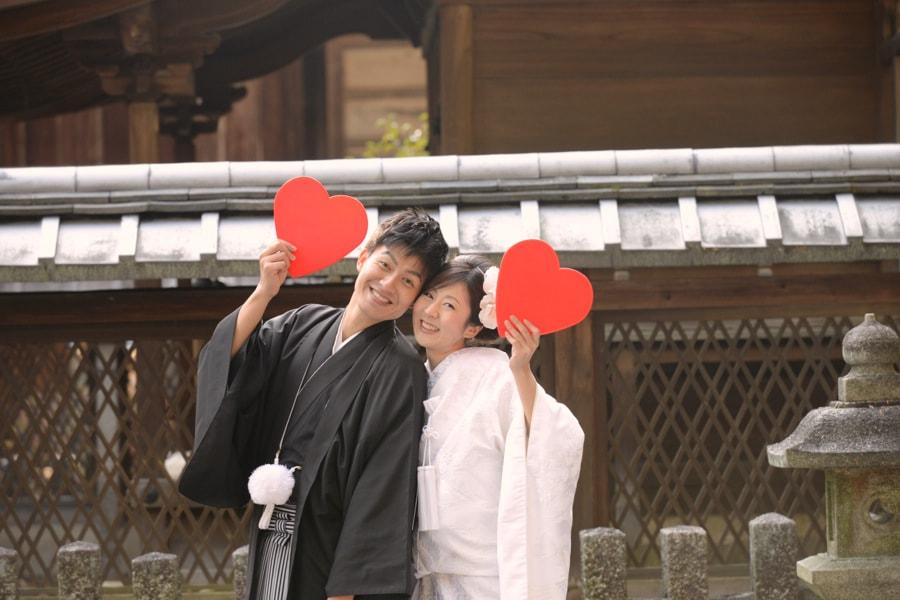 結婚式の前撮りを京都でロケーションフォトの写真