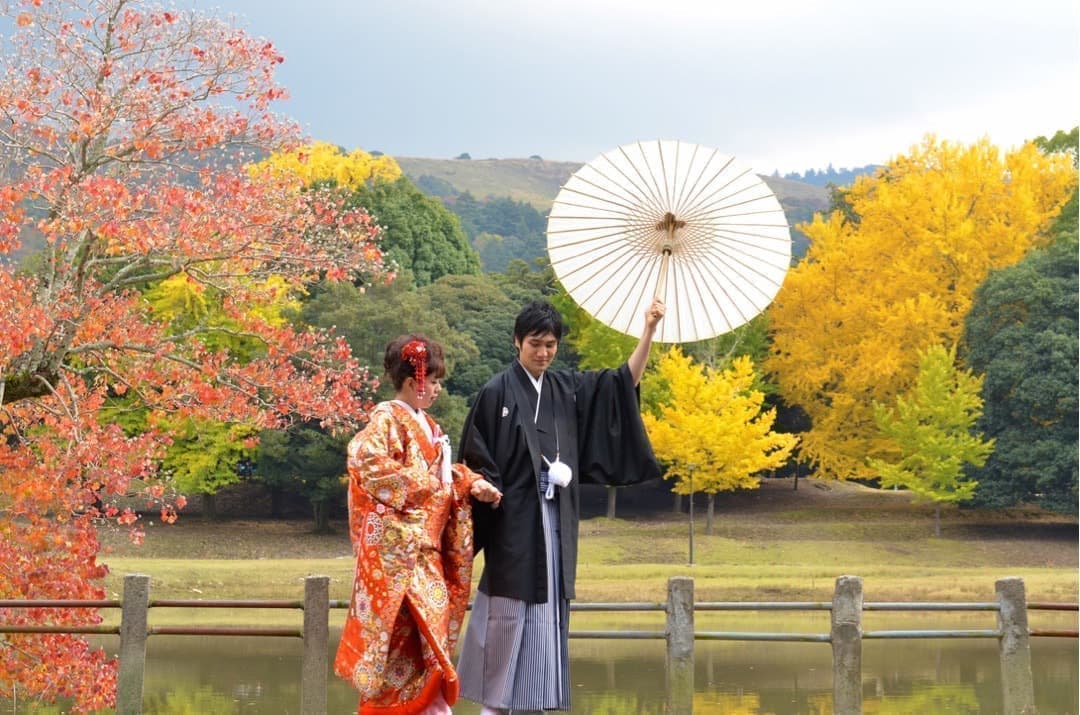 奈良の紅葉で和装前撮りフォトウェディングの写真