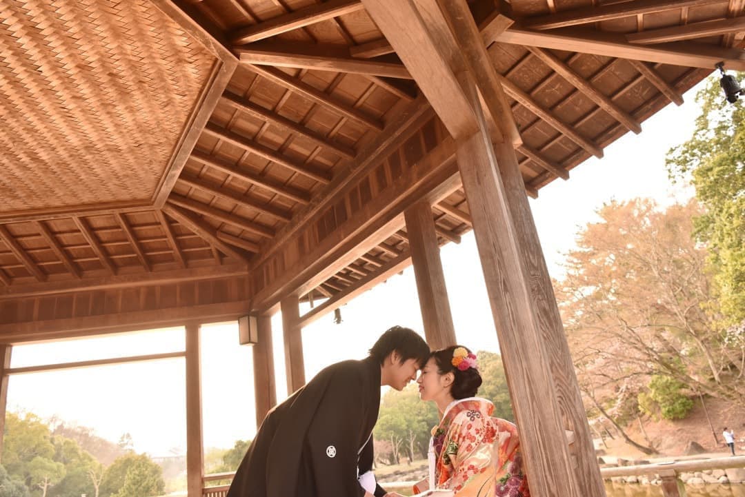 奈良の紅葉で和装前撮りフォトウエディングの写真