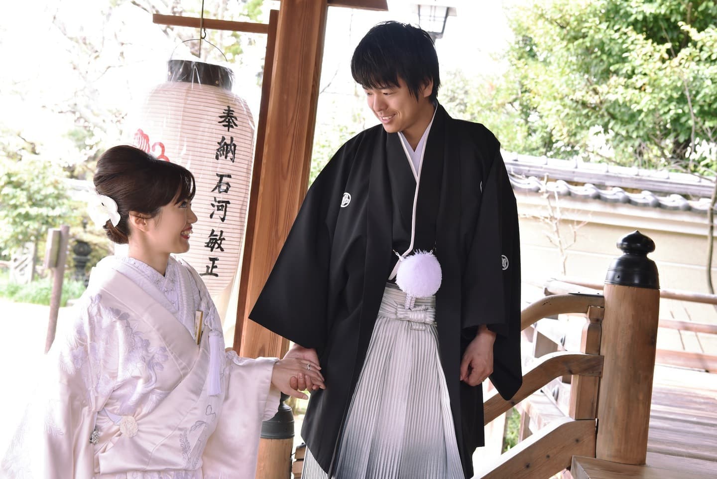 奈良の神社でのフォトウエディング写真