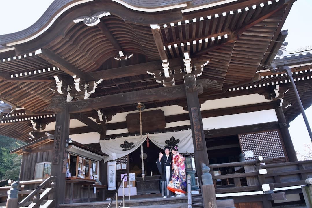 明日香村で和装前撮りを洋髪の髪型やヘアスタイルと格安の髪飾りや必要な指輪の相場の料金の口コミな写真ブログ