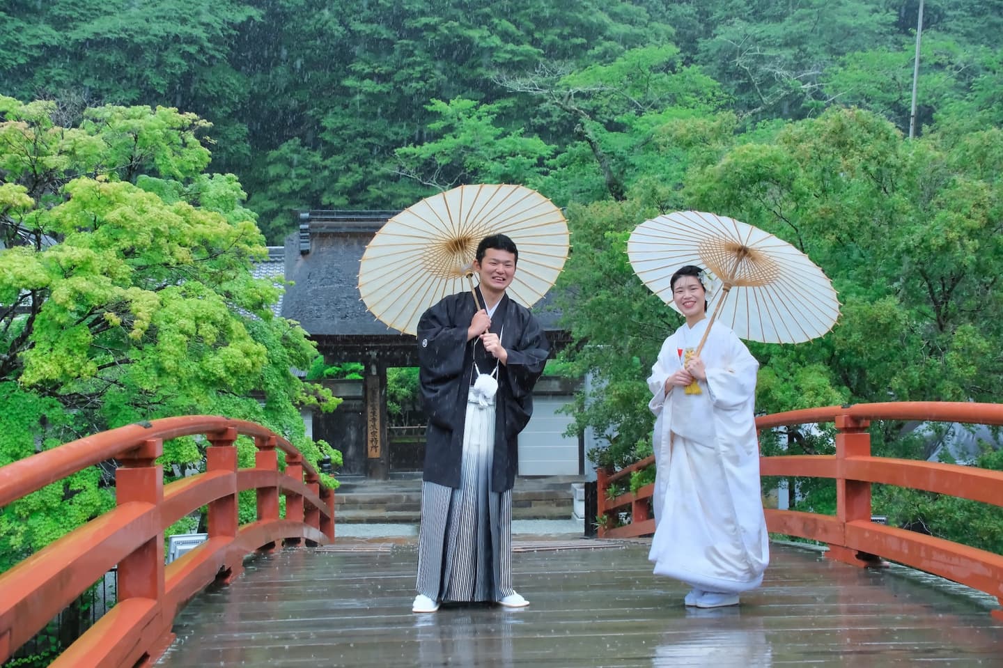 奈良で和装フォトウェディングの衣装