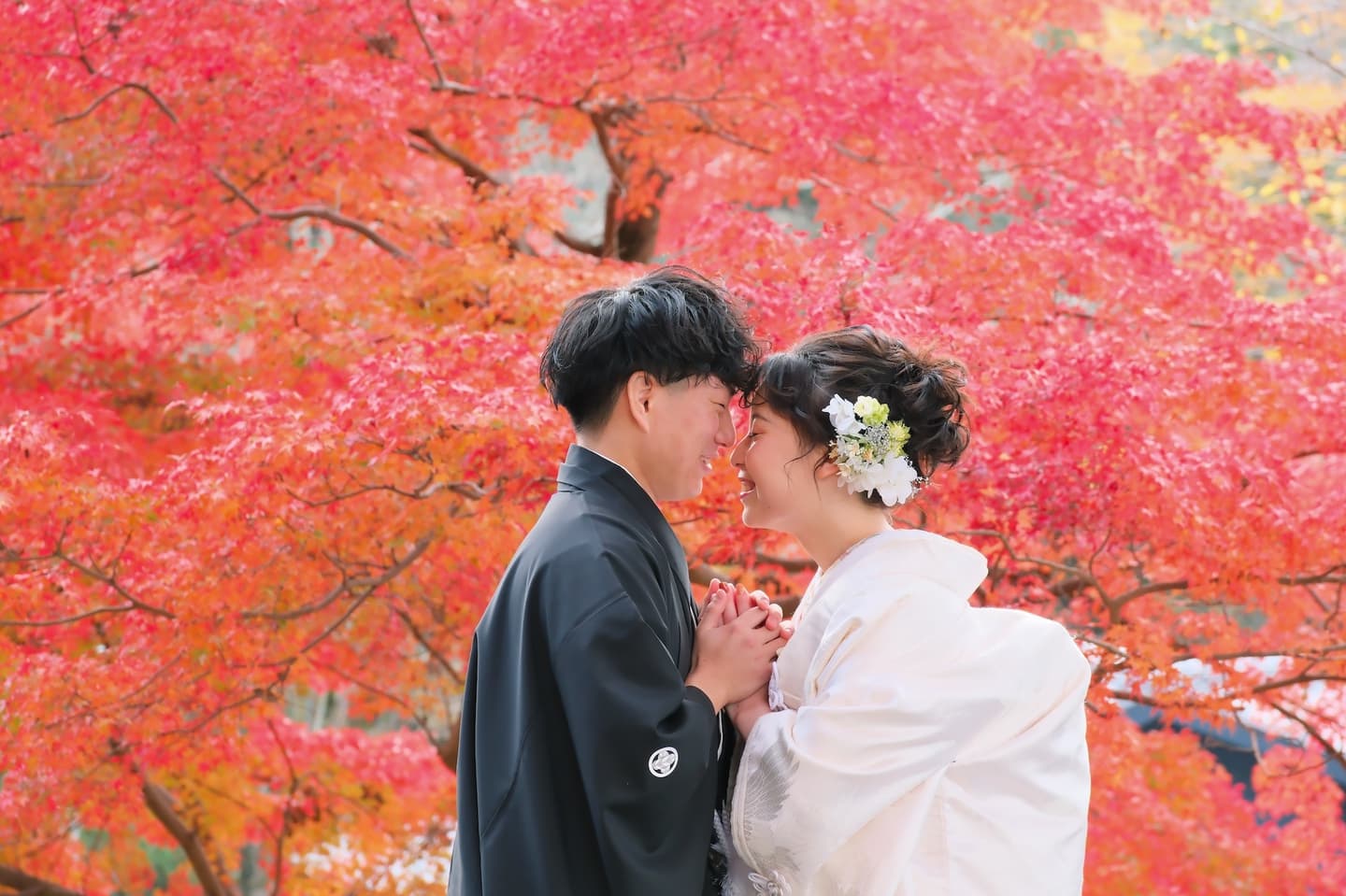 紅葉の奈良で和装のフォトウエディング。