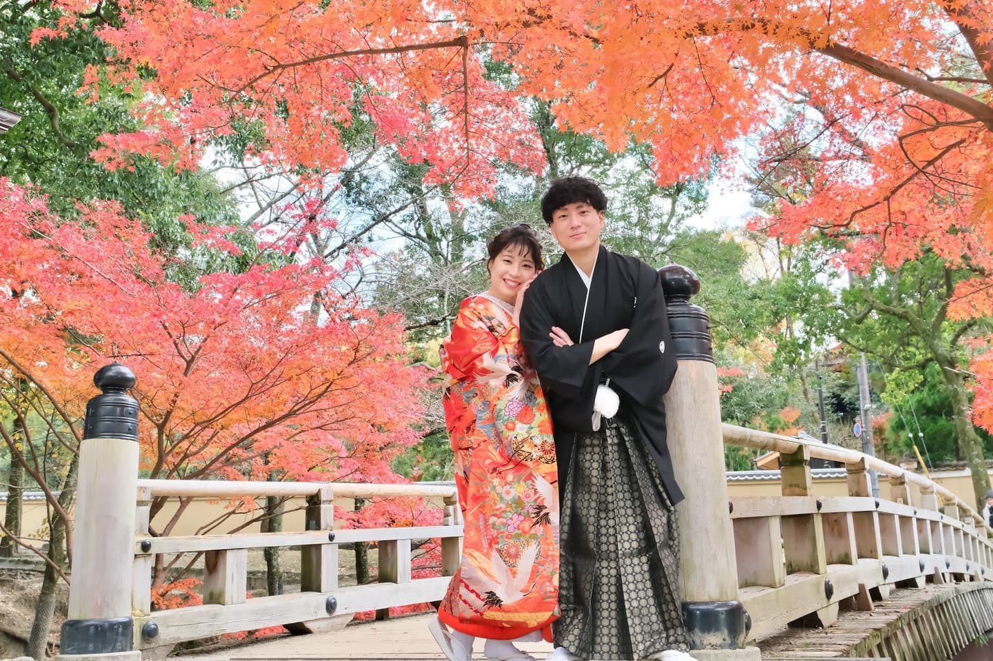 紅葉の奈良で和装のフォトウエディング。