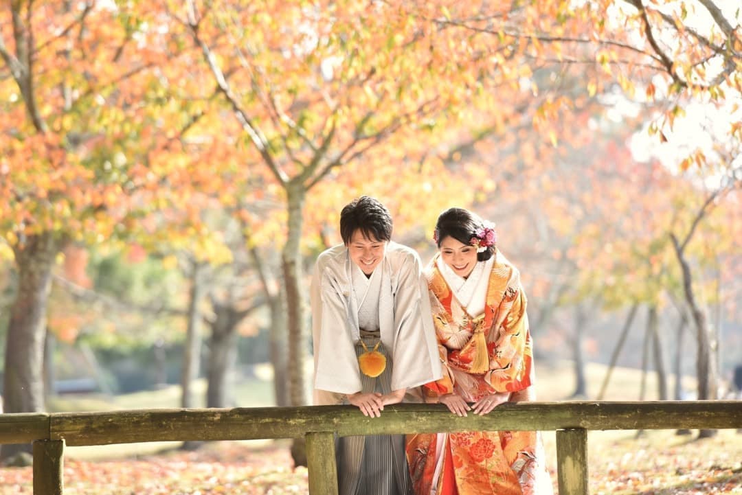 奈良の紅葉で和装前撮りフォトウェディングの写真