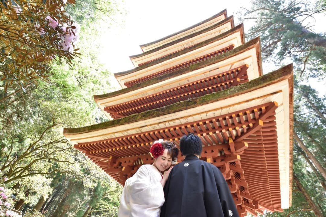 女人高野室生寺と古民家で結婚式の和装前撮りロケフォトの写真